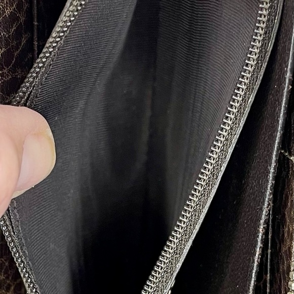 Gucci Bamboo Tassel Zip Wallet - Picture 14 of 15